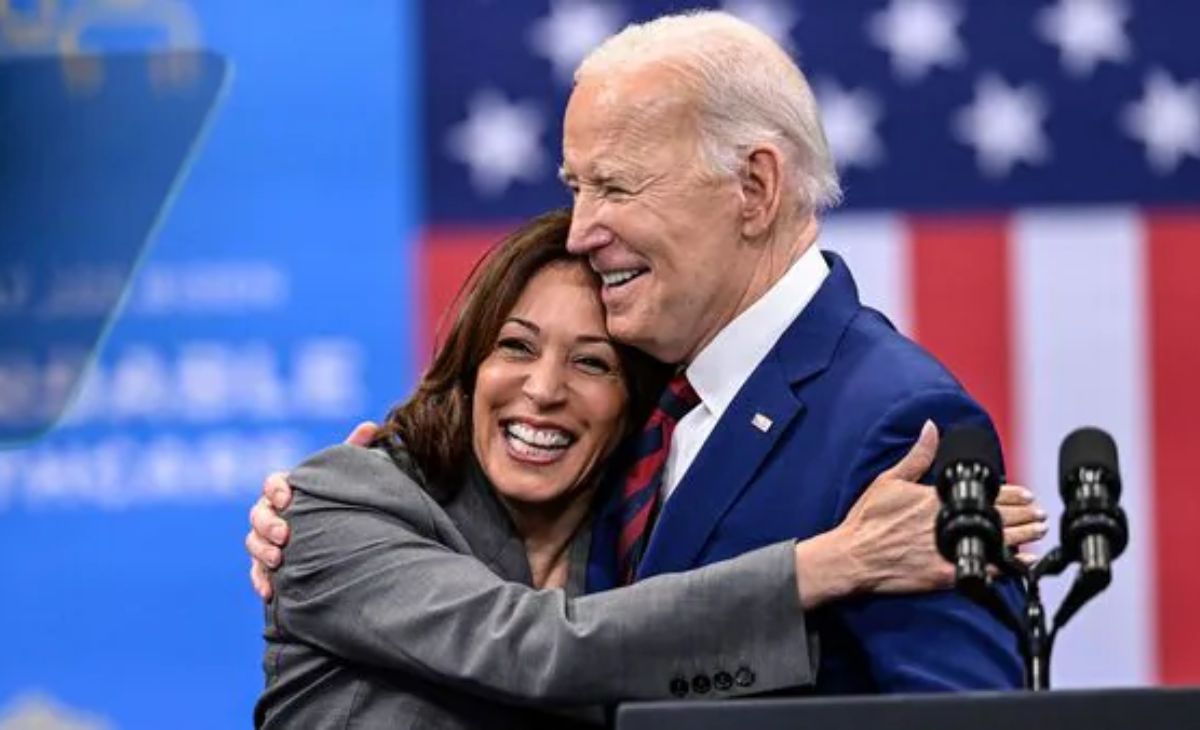 Joe Biden’s Bold Move: Endorses Kamala Harris, Sends Strong Message to Party Leaders – Including Obama