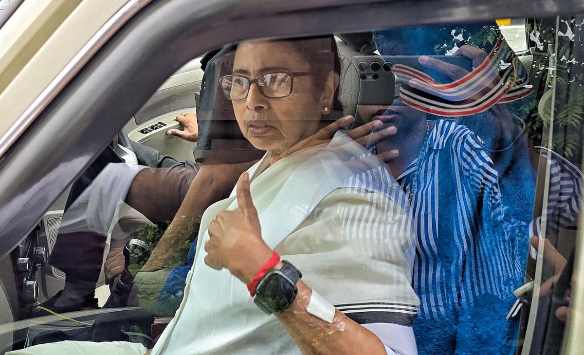 Mamata Banerjee Walks Out of NITI Aayog Meeting, Claims Mic Was Deliberately Switched Off