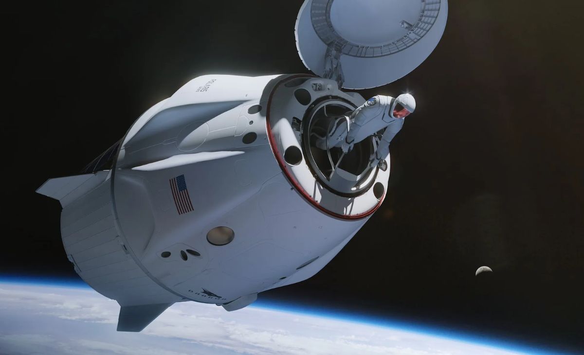 SpaceX Delays Historic Polaris Dawn Mission to August: Focus Shifts to NASA's Crew-9 Launch