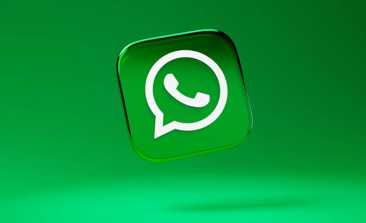 WhatsApp Soars to 100 Million US Users, Bridging the iMessage-Android Divide with Cross-Platform Superiority