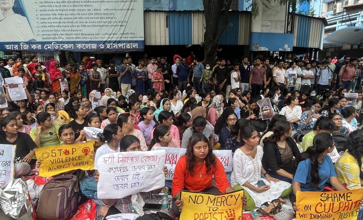 West Bengal Medical College Superintendent Transferred Amid Outrage Over Brutal Rape and Murder of Trainee Doctor