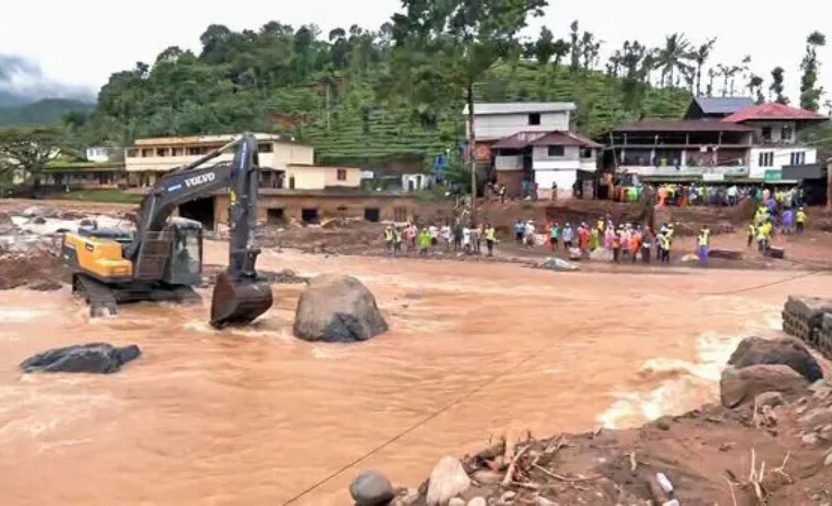 Did a Schoolgirl's Story Foretell the Devastating Landslides in Kerala?