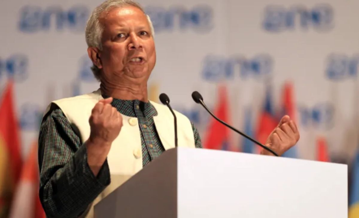 Nobel Laureate Muhammad Yunus Ready to Lead Bangladesh After Sheikh Hasina Flees Amid Mass Protests