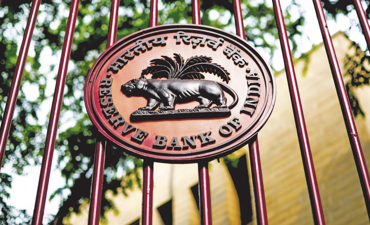 RBI Rate Decision and Global Market Trends to Steer Indian Stocks This Week: Key Earnings in Focus