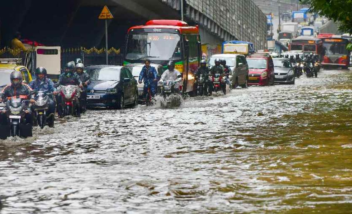 Mumbai Braces for More Downpour: IMD Issues Orange Alert, Severe Flood Warnings Across Maharashtra